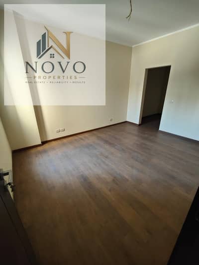 below market price spacious 3 BR 90 avenue