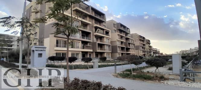 شقة بموقع مميز للبيع في بالم هيلز التجمع الخامس على أوبن لاند سكيب فيو Palm Hills New Cairo