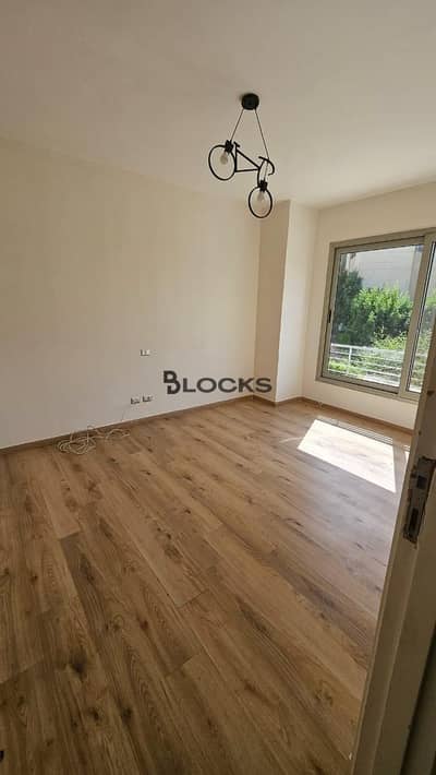 Duplex with garden for rent in palm parks Duplex with garden for rent in palm parks