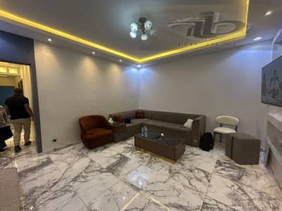 For Rent | Hyde Park  شقة مميزة للإيجار في هايد بارك