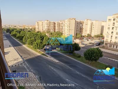 For sale in Madinaty, an apartment model 500 in b1