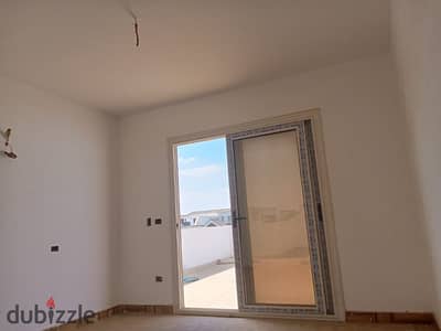 Prime Location Fully Finished Penthouse | I-Villa Roof | 167 sqm BUA | 73 sqm Roof | 3 Bedrooms | RTM