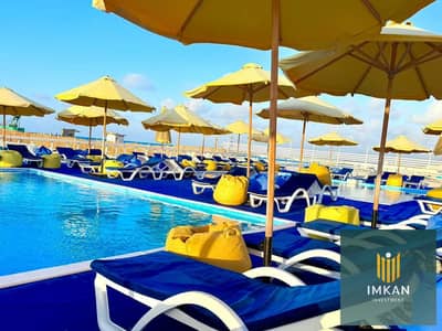 شالية vip location عالبحر 152م متشطب بالتكيفات والاجهزة كاملة في Days الساحل الشمالي في مارينا 5