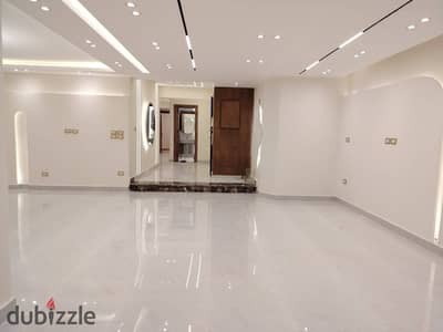 اخر شقة للبيع DOUBLE VIEW برؤية خيالية علي اكبر قطعة LANDSCAPE في التجمع الخامس في اميز مرحلة في هايد بارك بجانب من ميفيدا و ماونتن فيو