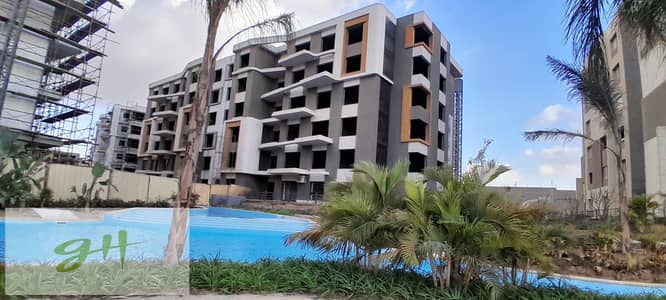شقة + 100 متر جاردن تشطيب كامل للبيع في بالم هيلز، القاهرة الجديدة Palm Hills New Cairo
