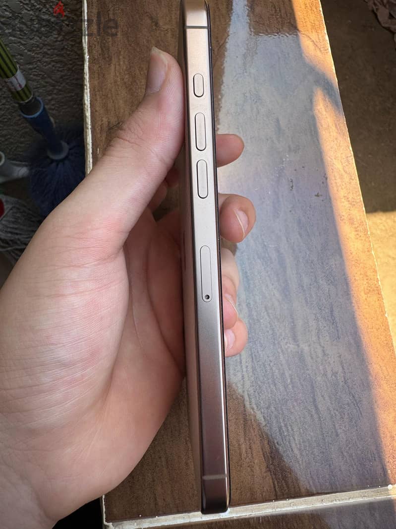 Apple - iPhone 16 Pro max 256gb 11