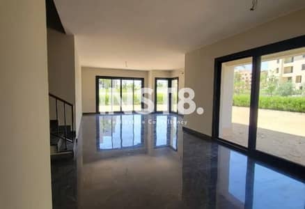 RTM Loft with High Finishing and Garden in O West