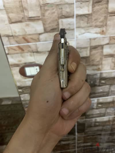 لللببع ولاعة خندق من الحrب العالميه الاولي بحاله كما موضح bowers mfg