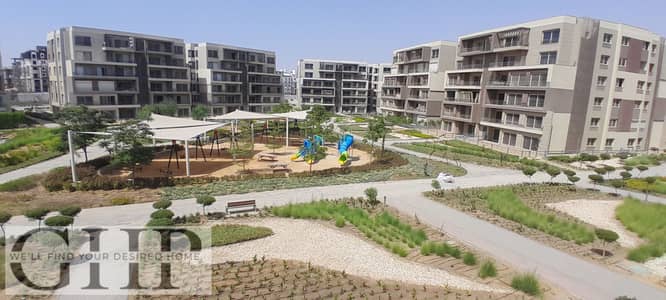 شقة جاهزة للاستلام الفوري للبيع في بالم هيلز التجمع الخامس Palm Hills New Cairo