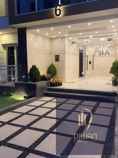 Ready-to-move apartment in New Capital! Prime location next to Diplomatic District with Iconic Tower view. Ready for inspection!