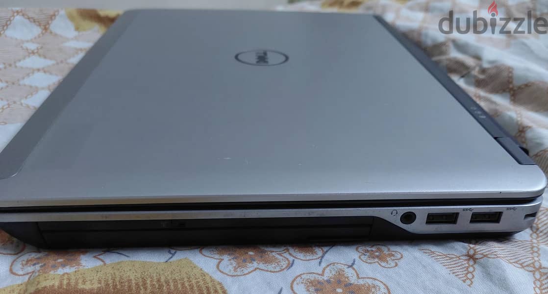 Dell Latitude E6440 3