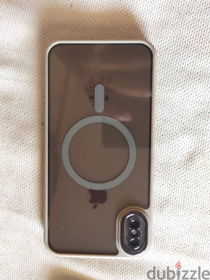 Apple - iPhone XS Max 4