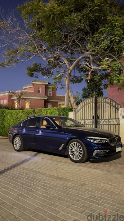 BMW 520 luxury line 2000 cc  27,000 only