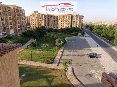 Apartment for sale in Madinaty in B1, with a very distinguished location and a very special view of the street and garden, finishes by the company, and at a special price
