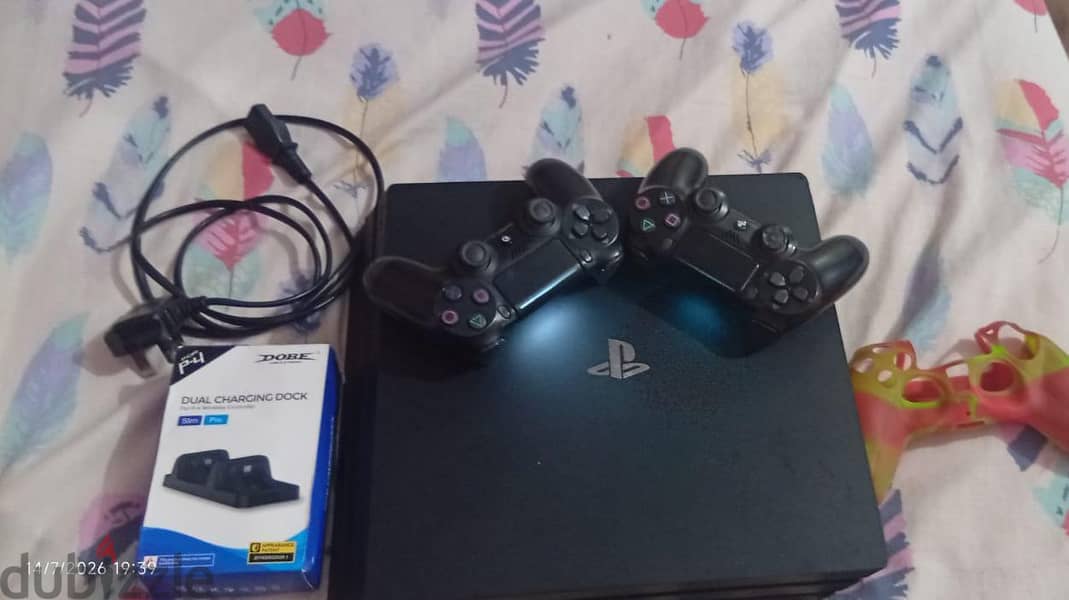 playstation 4 pro 1 TB 3