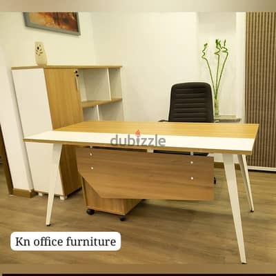 مكتب خشب اسباني مستورد من شركة KN office furniture