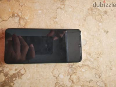 هاتف جيد بسعر ممتاذ