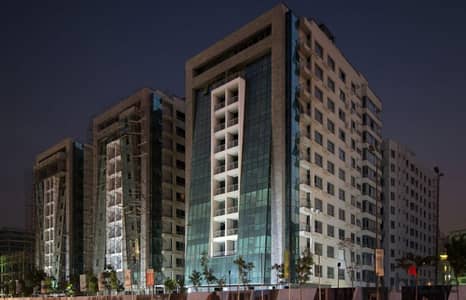 Apartment for Sale in Darna Compound – Open View Over Al Saada Street