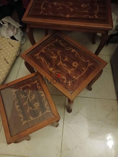 طربيزات كلاسيكيه رجل لويس السادس