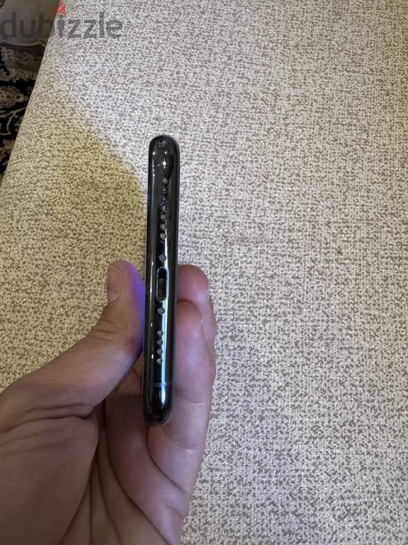 Apple - iPhone 11 Pro Max 6