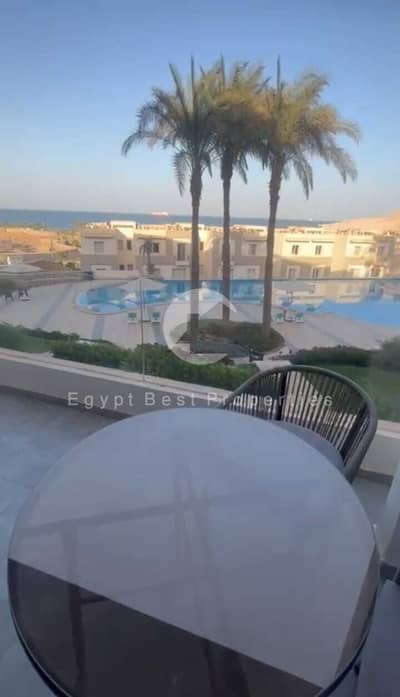 فرصة شالية صف تاني فيو بحر وحمام سباحة نص مفروش ستلام فوري للبيع  في العين السخنة  ذا جروف