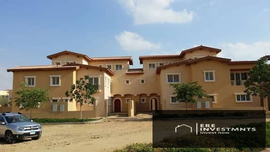 Special Town House villa for sale ready to move at the best price and prime location in Hyde park Compound New Cairo