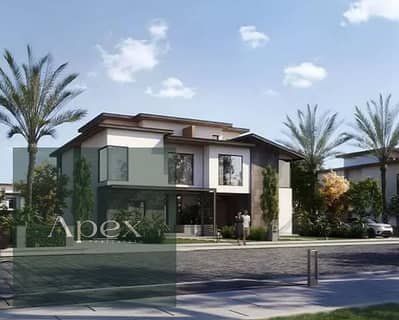 A distinctive townhouse in New Cairo's Fifth Settlement, strategically located near Rehab City, Family Park, Cairo International Airport, and directly