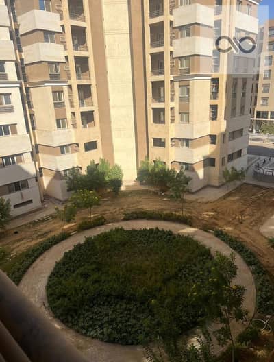 Unit for sale resale in the destination, division square apartment 134, distinguished location, 3 rooms, 3 bathrooms, master room, fifth floor, not the last in the distinguished location in the destination
