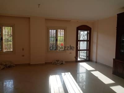 Apartment for rent unfurnished in Sheikh Zayed district 7