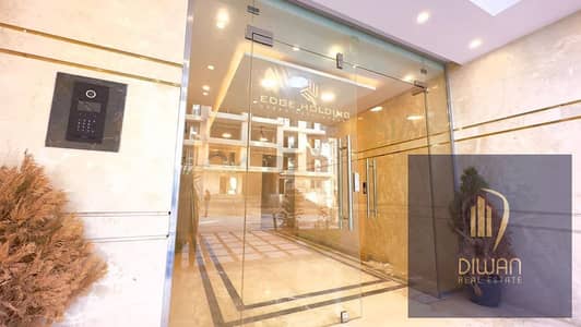 Ready-to-move apartment in New Capital! Direct on Central Axis & Diplomatic District, pool view, facing Mega Mall & Expo City.