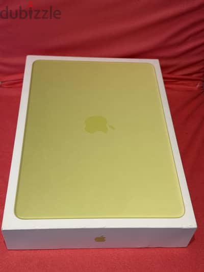 MacBook Neo 512g - 8 ram - battery 100% ضمان ١١ شهر ونصف