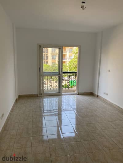 Apartment for sale in Al Rehab, 131 sq m, prime location near Avenue Mall and services.