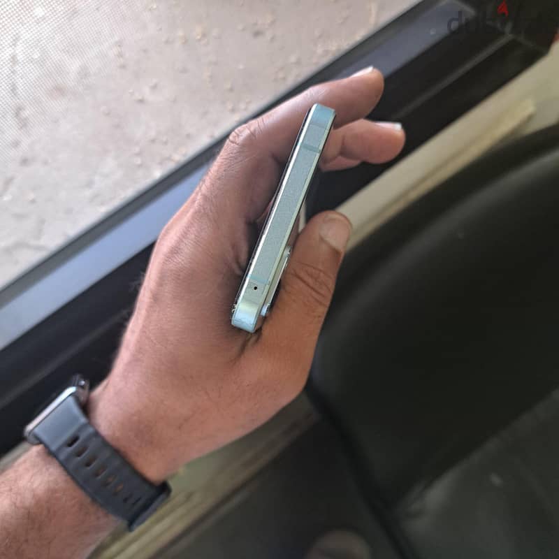 oppo Reno 6  5G 4