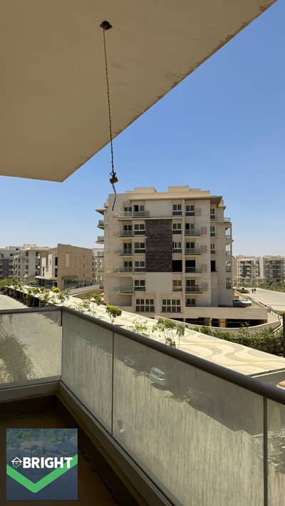Direct Swimmable Lagoon View with 280 sqm total indoor & roof space in Lagoon Park.  An I-Villa Roof Middle on the 6th Floor + Roof . .