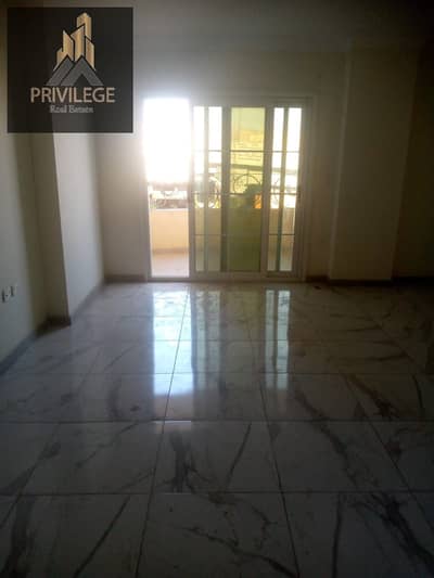 Apartment for rent administrative in sector 10 Zahra Al-Maadi 176m 3 rooms and 3 bathrooms first floor.