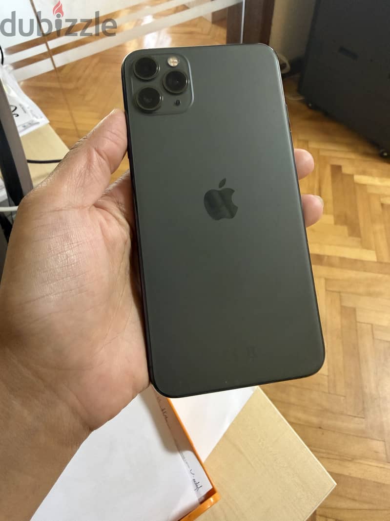 Apple - iPhone 11 Pro Max 2