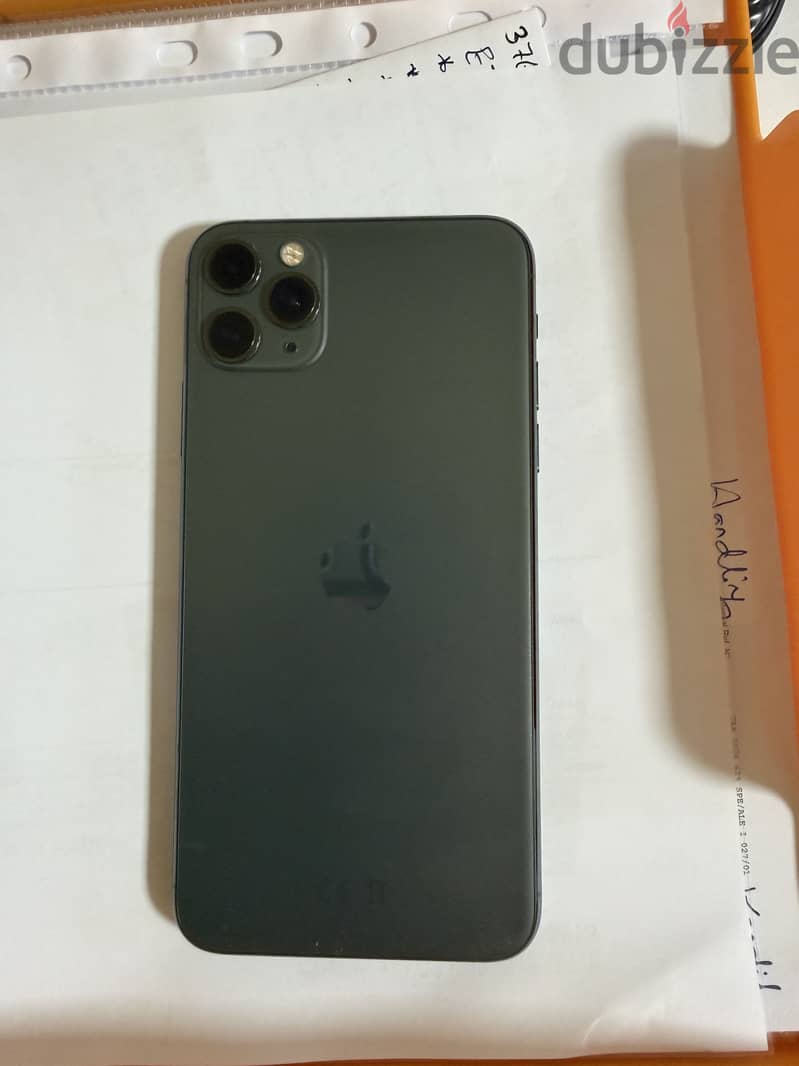 Apple - iPhone 11 Pro Max 3