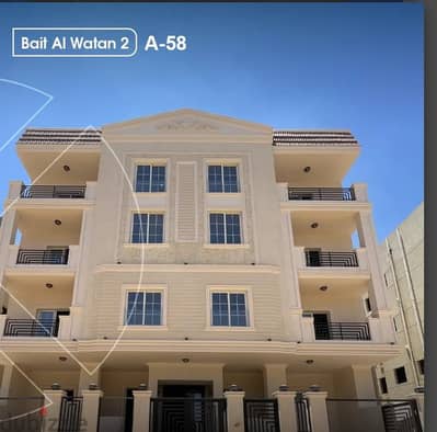 شقه للبيع بالحي الثاني بيت الوطن التجمع الخامس خلف بنزينه وطنيه