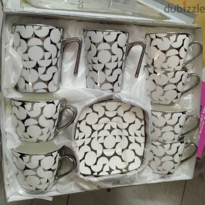 طقم شاى و ٢ مج