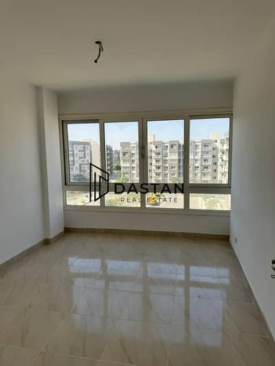116 SQM B12 Apartment in Madinaty Near Craft Zone & East Hub | 3 Bedrooms | Direct Assignment | EGP 6.2M