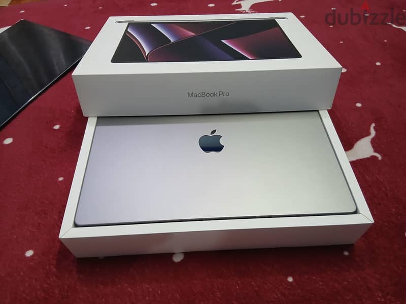 MacBook Pro M2 pro 16 inch 3
