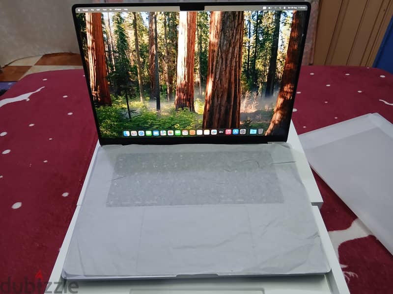 MacBook Pro M2 pro 16 inch 4