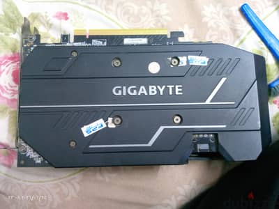 GTX 1660SUPER GIGABYTE