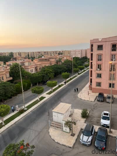 للايجار بالرحاب شقه 160م خطو ال السوق القديم ومن جميع الخدمات