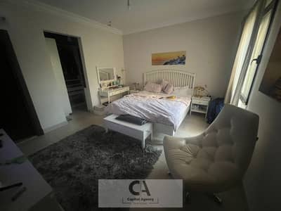 شقة 3 غرف بجاردن 230 sqm للإيجار في سوديك إيستاون