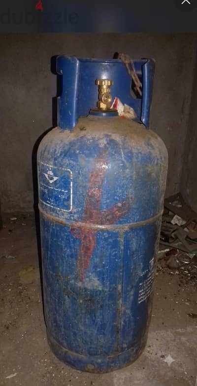 أنبوبة غاز كبيره