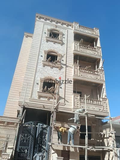 Building for sale in a very prime location in 6 October