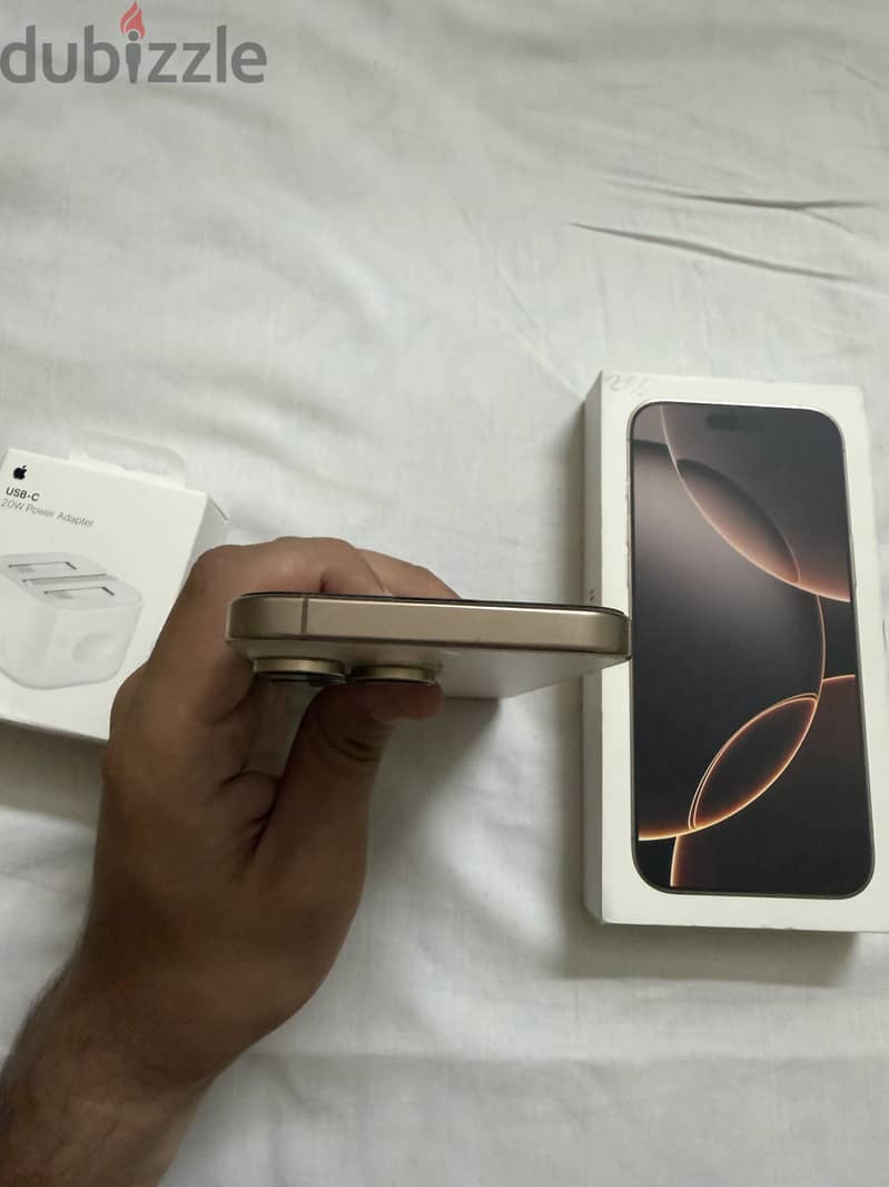 Apple - iPhone 16 Pro Max 4