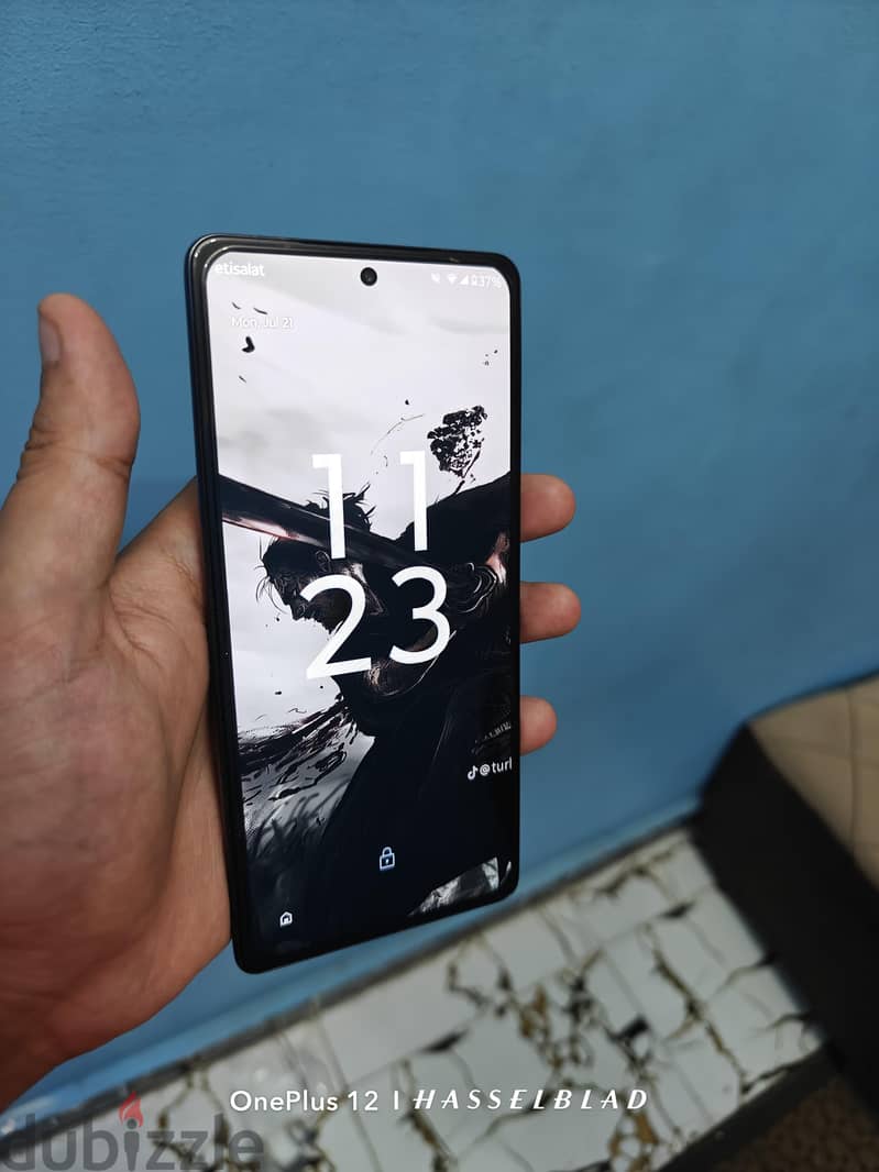Motorola edge 30 Pro 3