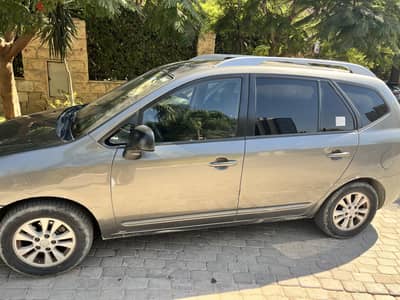 Kia Carens 2011